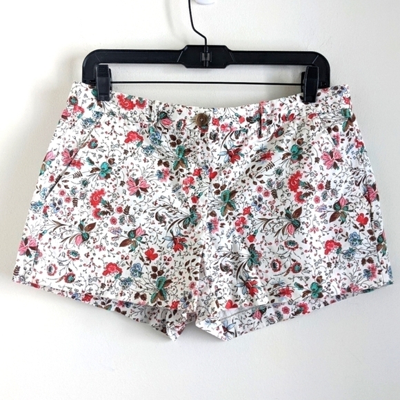 GAP White Floral Sun kissed Short Cotton 6 - Picture 1 of 8